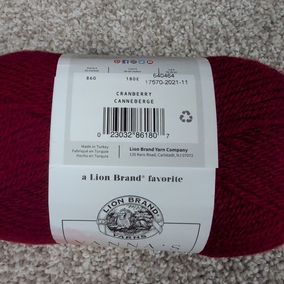 Lion Brand Vanna's Choice Yarn Cranberry 100 Acrylic Medium Weight 4 - Picture 4 of 4